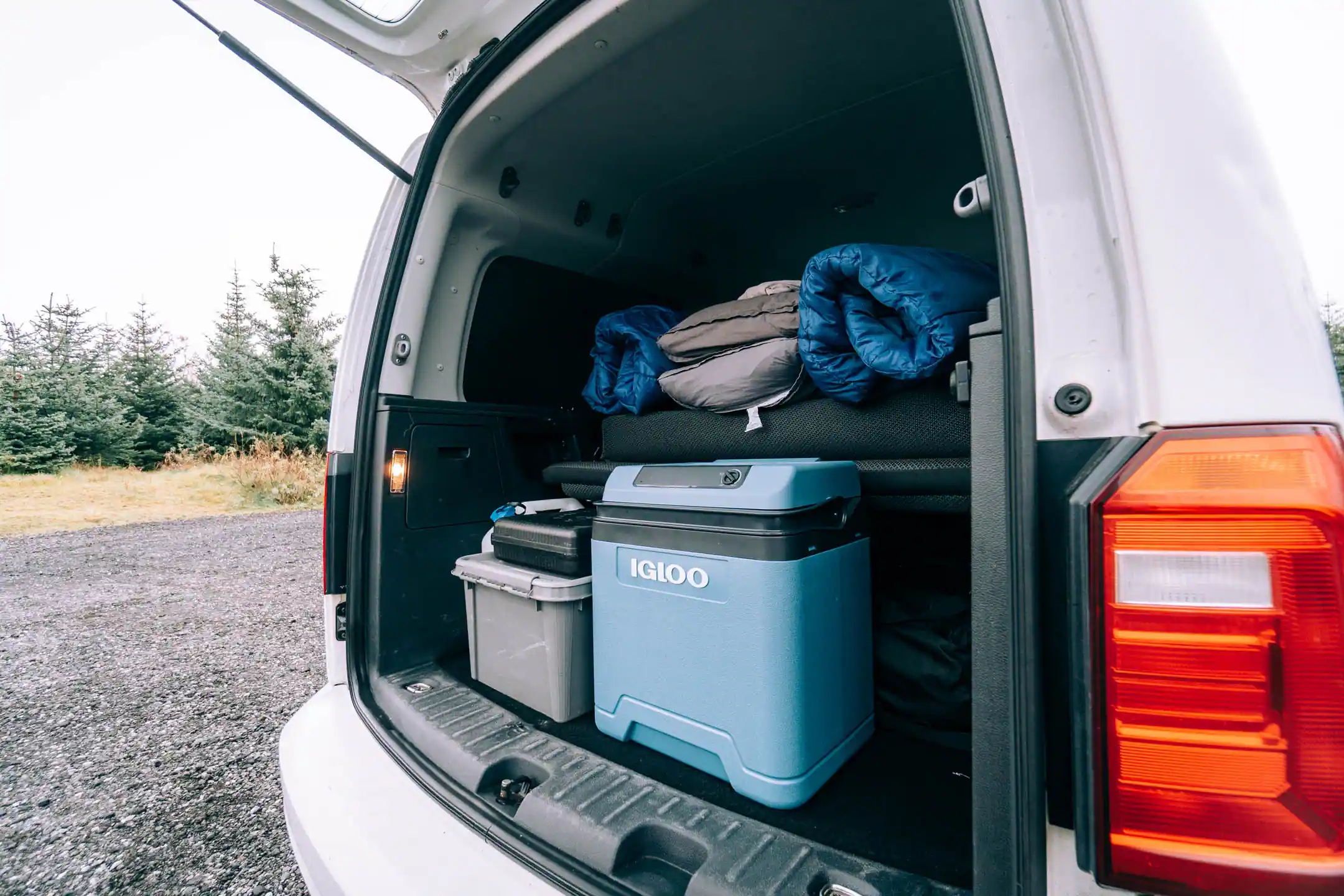 VW Caddy photo 9
